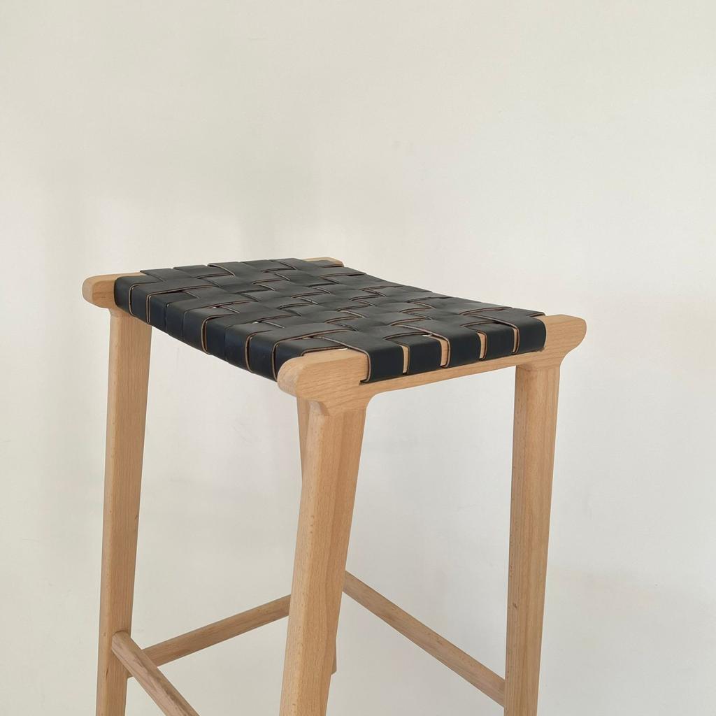 Counter Stools, Height Stool Kitchen, Saddle Seat, chair In Wood And braided Woven Leather, dining chair, bar furniture, Barstuhl Barhocker