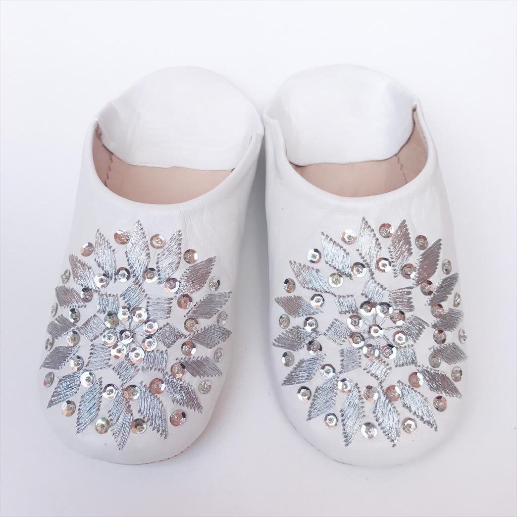Moroccan Sequin Babouche Slippers, Moroccan Slippers, Handmade Slippers, Leather Slippers, leather mules, artisanat morocco, slippers indoor, slippers outdoor