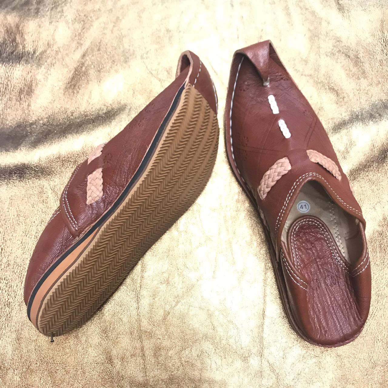 moroccan_handmade_babouche_moroccan_slippers_handmade_shoes_traditional_shoes_Babouche_Aladin_En_Cuir_Tongs_Marocaines_Aladin_flip_flop_slippers_14